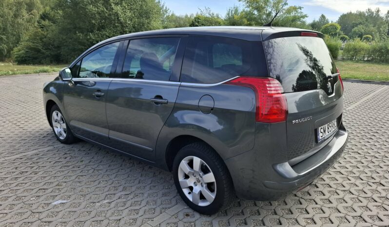 Peugeot 5008 full