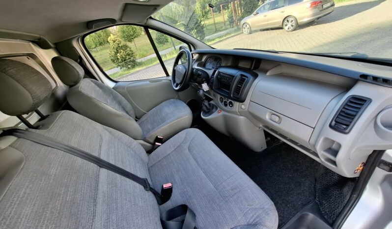 Renault Trafic // Tempomat // Czujniki cofania // 3 osobowy full