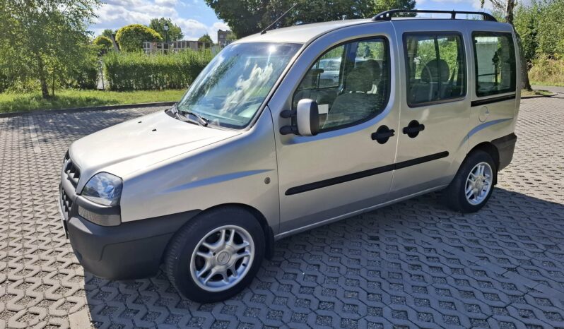 Fiat Doblo // Dwie kamery cofania // Klimatyzacja // LED full