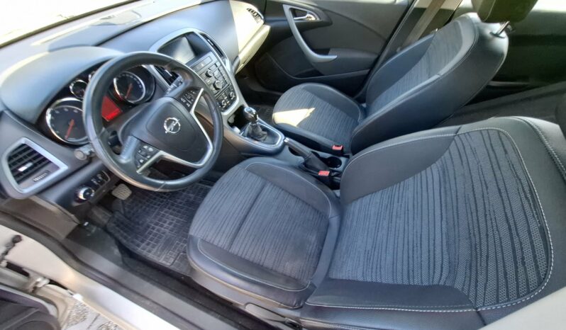 Opel Astra // Rok 2014 // // Tempomat // Turbo 120KM full